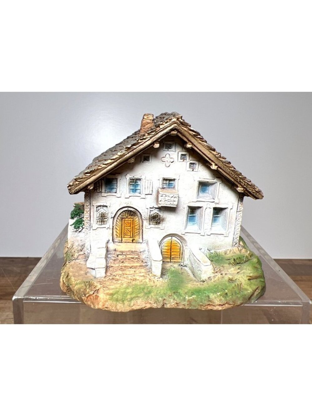 La Suisse En Miniature Hand-Painted Cottage Figurine Rustic European Style